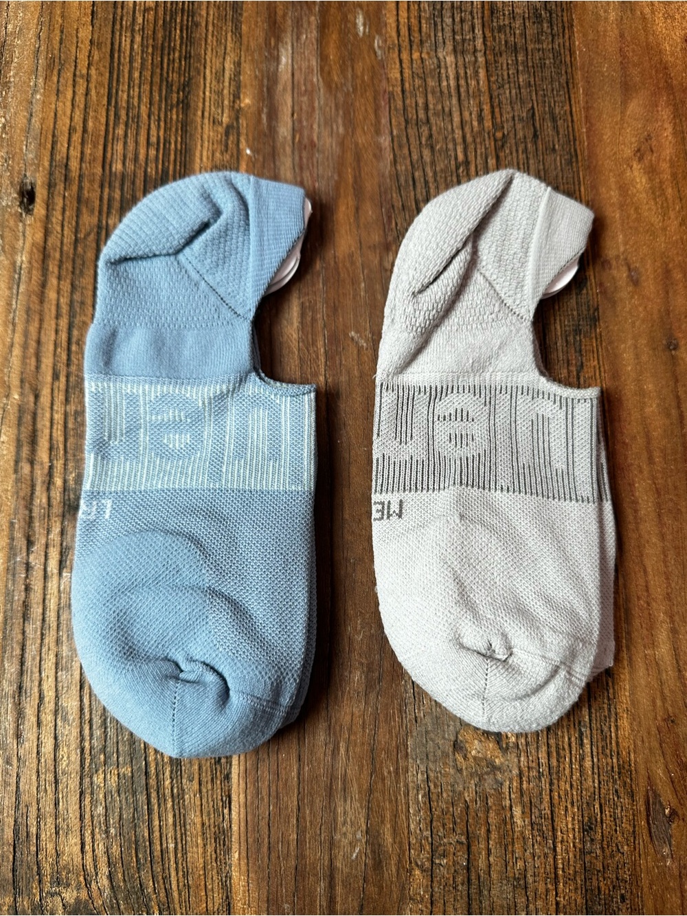 lululemon athletica Low-Cut No-Show Socks in Blue and Light Gray